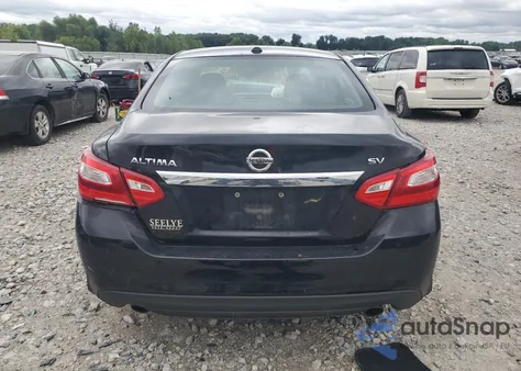 2017 Nissan Altima 2.5 z USA, uszkodzony, nr VIN 1N4AL3AP9HC219452